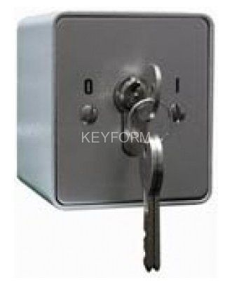 Переключатель с ключом Smartec ST-ES120SM