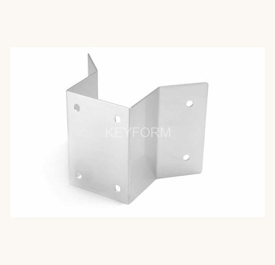 Кронштейн для крепления на угол для купольных камер EPTZ-1000/3000 H-170 мм EverFocus CMA (CNM)